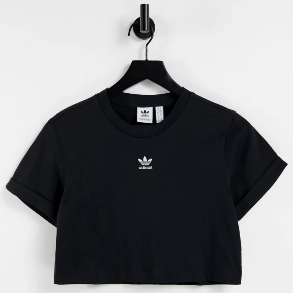 ADIDAS Orginals Essentials Crop Tee